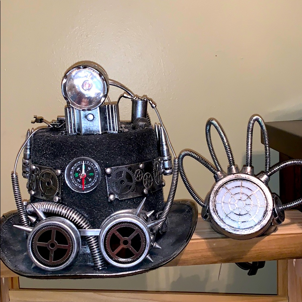 Steampunk top hat & gas mask